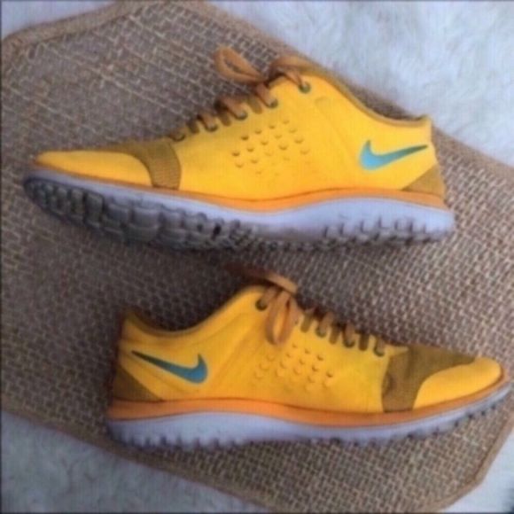 Nike FS Lite Running Shoes Yellow - Picture 4 of 15